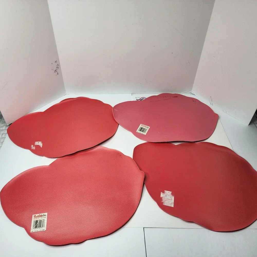 Town & Country Vinyl 1980s Christmas Table Placemats 14 X 18 Red French Horn EC